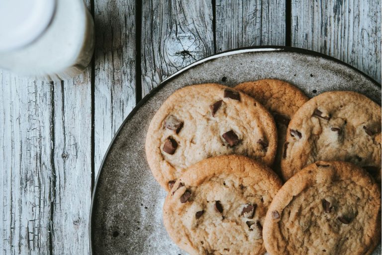 Vegan Chocolate Chip Cookies
